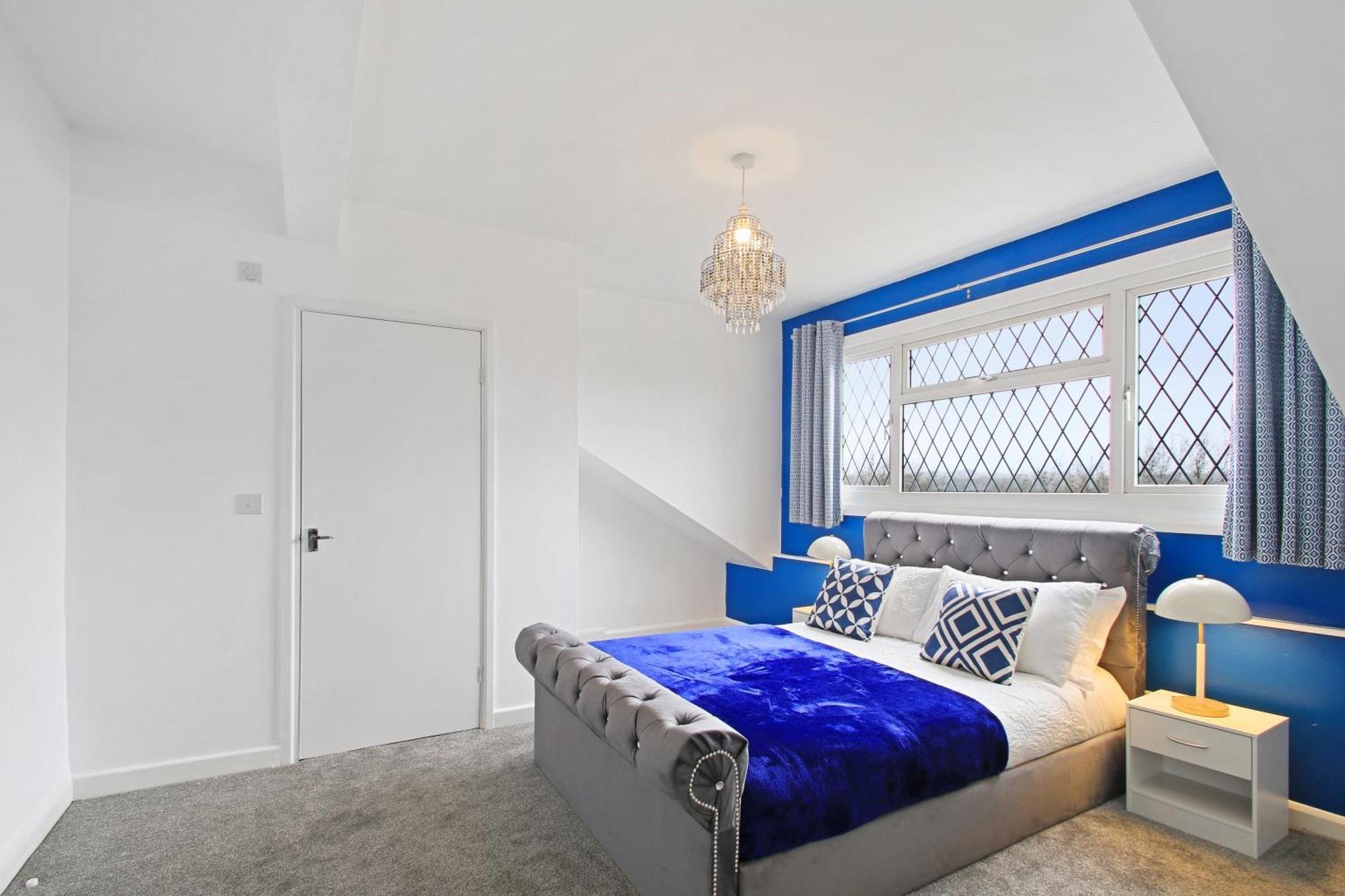 Home In Woodhouse, Leeds リーズ エクステリア 写真